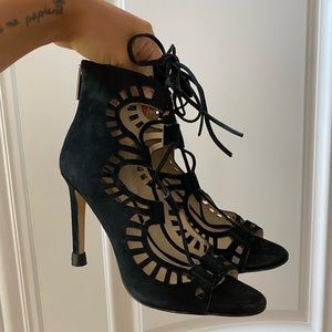 BCBGENERATION black suede lace up heels women’s size 7